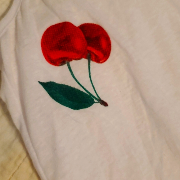 Sweet Claire 🍒 tank top - Picture 4 of 4